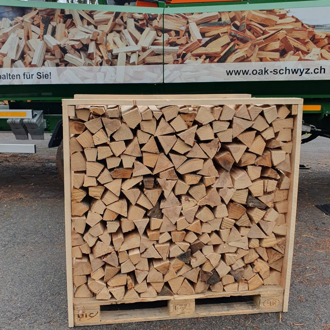 Buchen-Brennholz (im Verschlag) trocken 33 cm